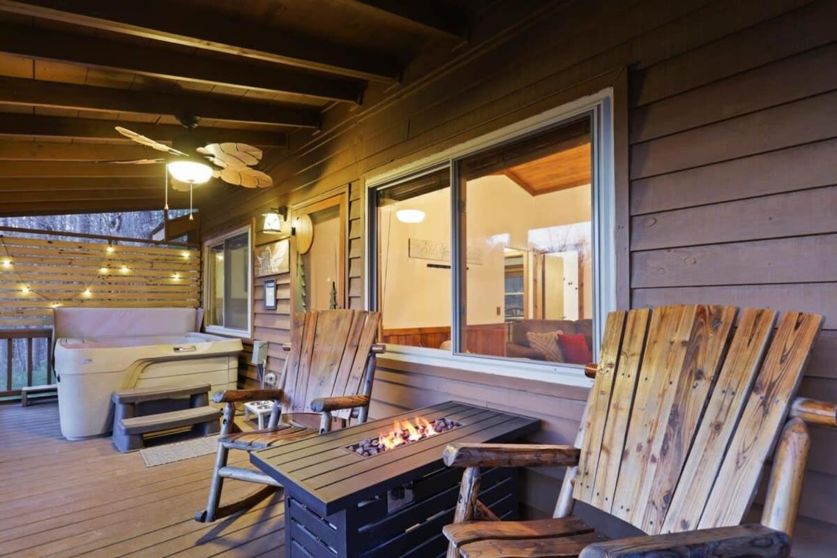 Mountain Views Hot Tub Firepit Close To Town Blue Ridge Dış mekan fotoğraf