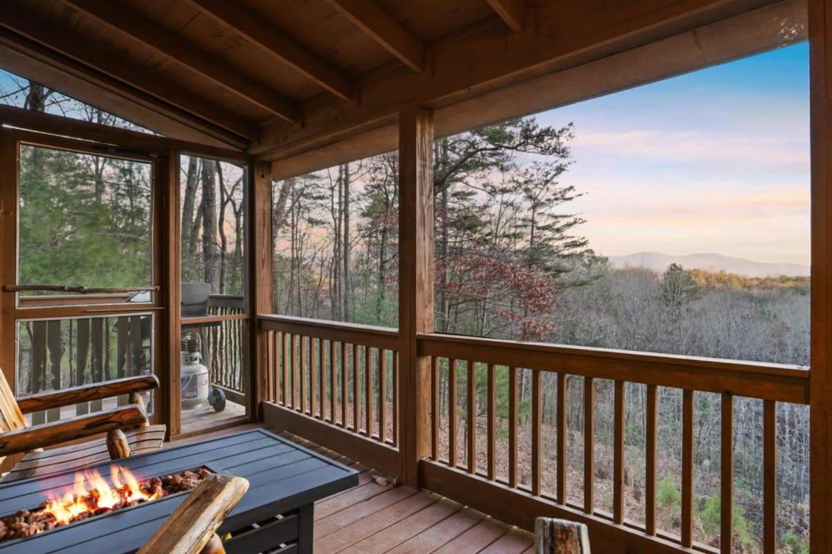 Mountain Views Hot Tub Firepit Close To Town Blue Ridge Dış mekan fotoğraf